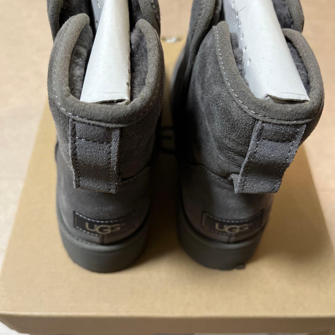 UGG W KRISTIN グレー 6.5