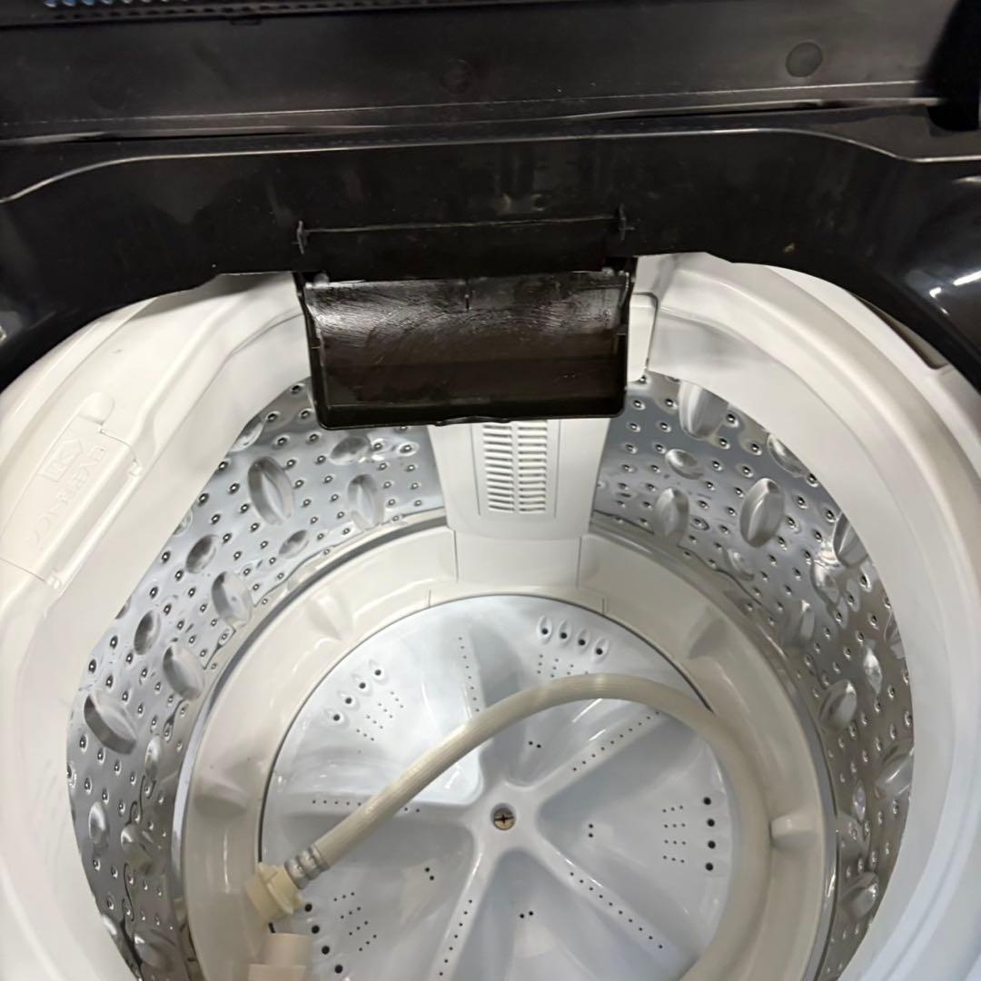 623 極美品　イチオシ　洗濯機　容量7kg ブラックカラー　冷蔵庫も有　小型