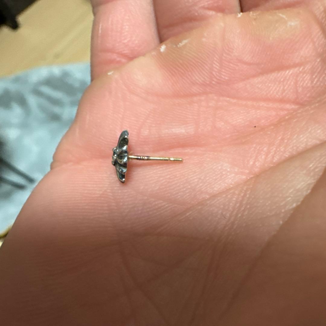 クロムハーツ シルバーピアス 訳あり