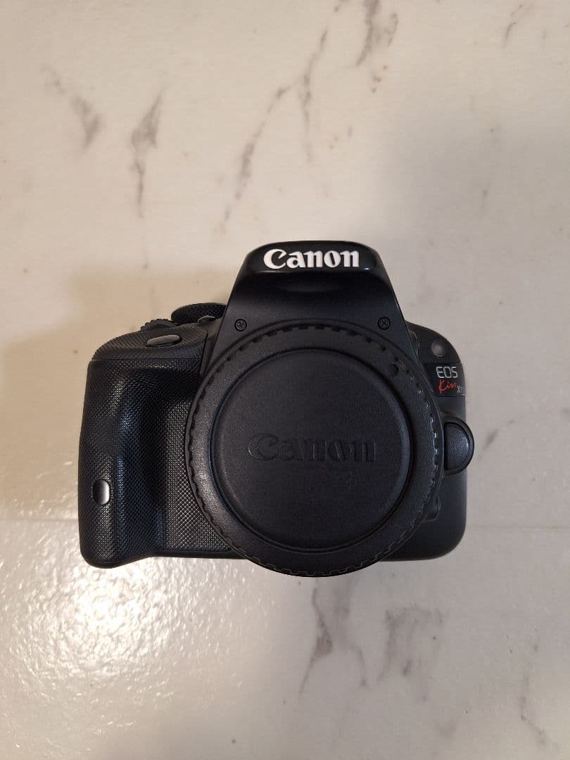 【週末限定お値下げ中！】Canon Kiss X7 デジタル一眼レフカメラ