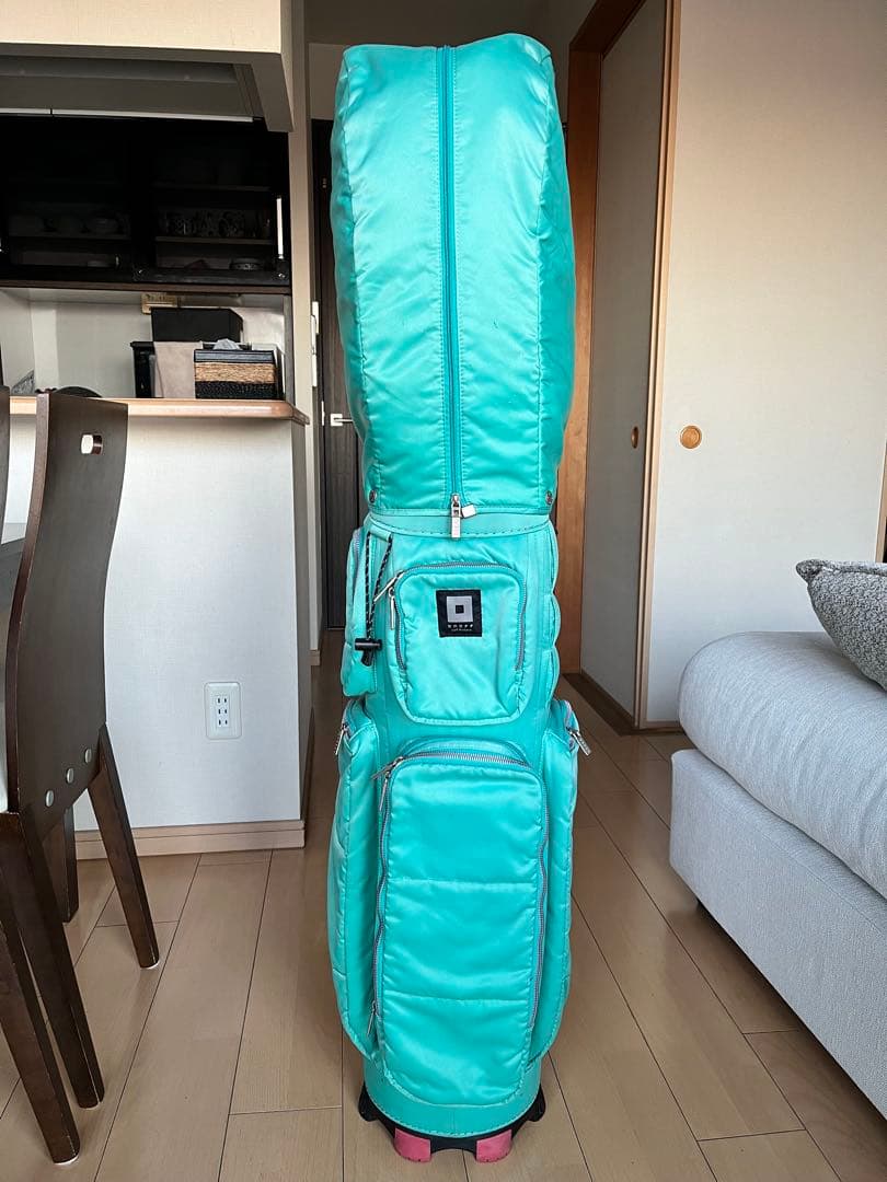 大人気良品ONOFF オノフ カートキャディバッグ 9型軽量メンズ　レディース