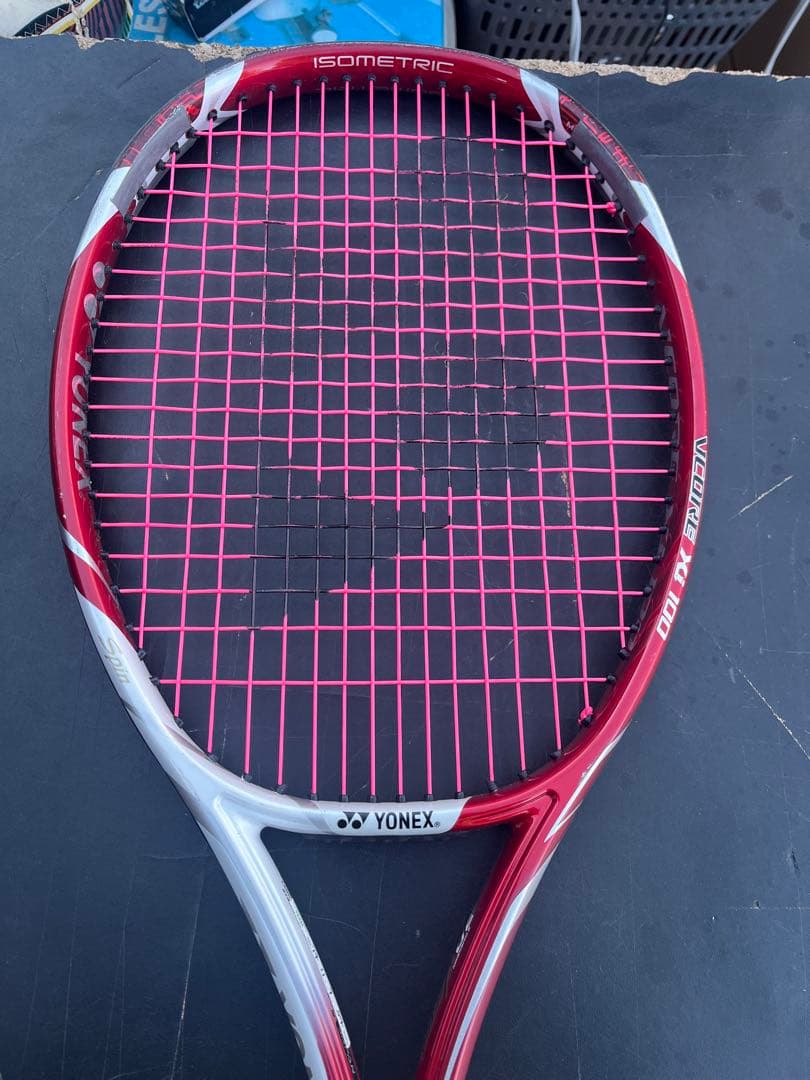 YONEX テニスラケット 赤/黒