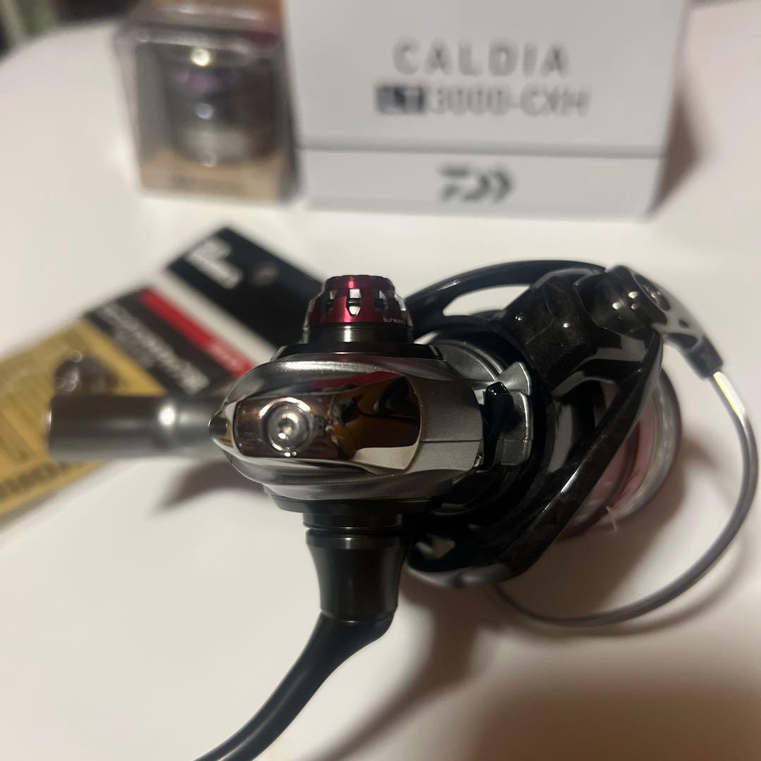 ダイワ  18 カルディア  LT3000-CXH  スピニングリール