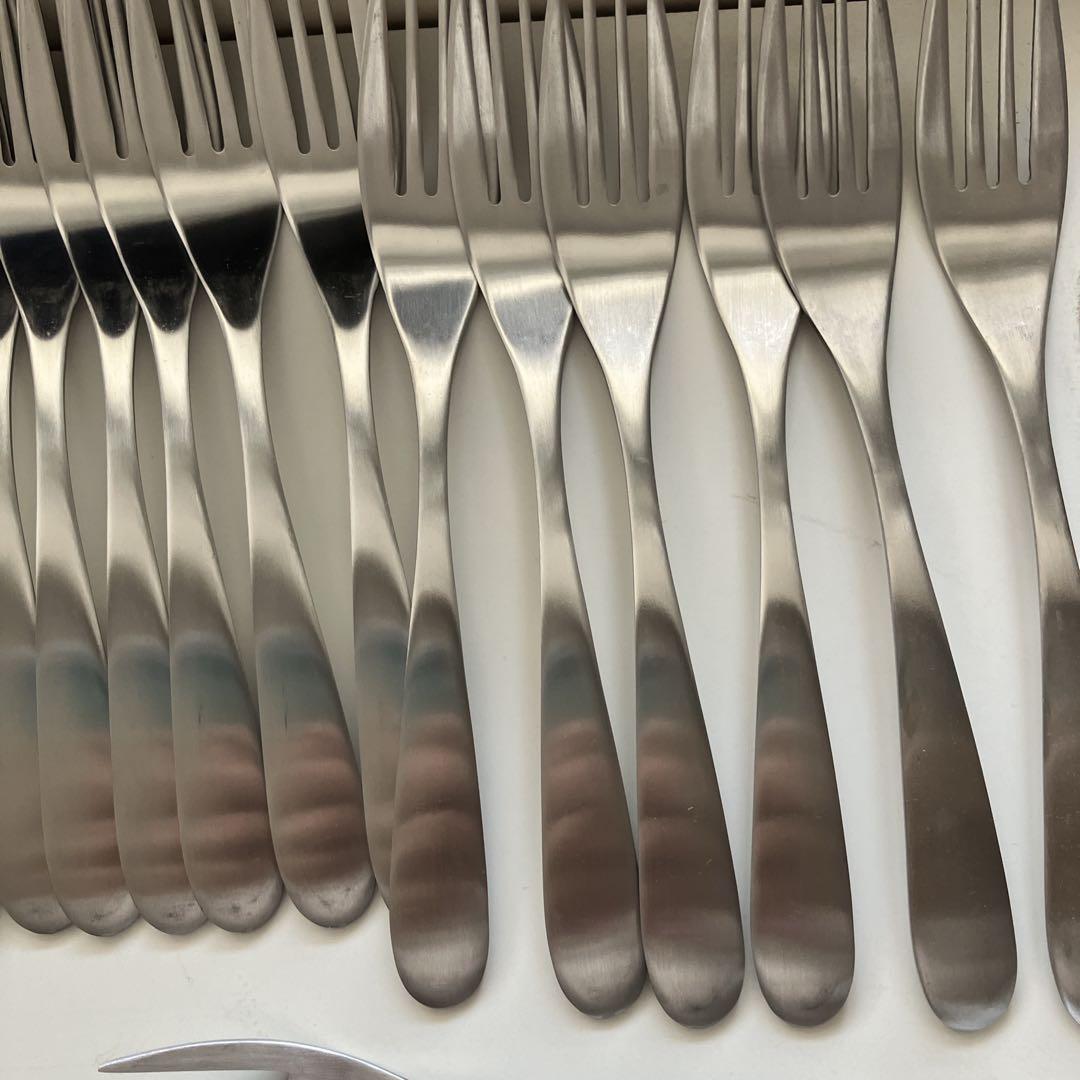 燕190 ナイフ スプーン大小 フォーク大小 レスト 各30 マドラー 10