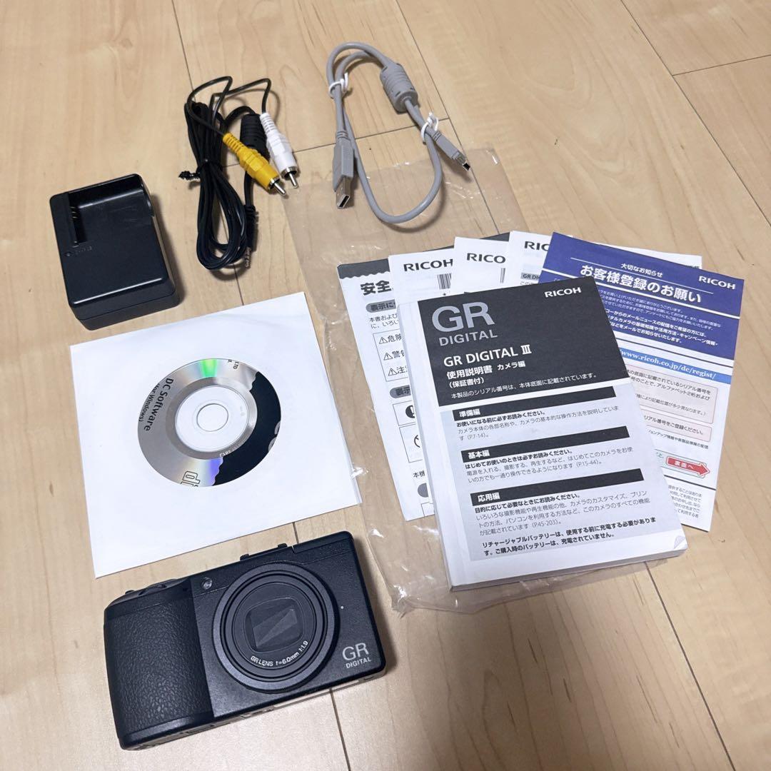 RICOH GR DIGITAL Ⅲ CCDコンパクトカメラ！