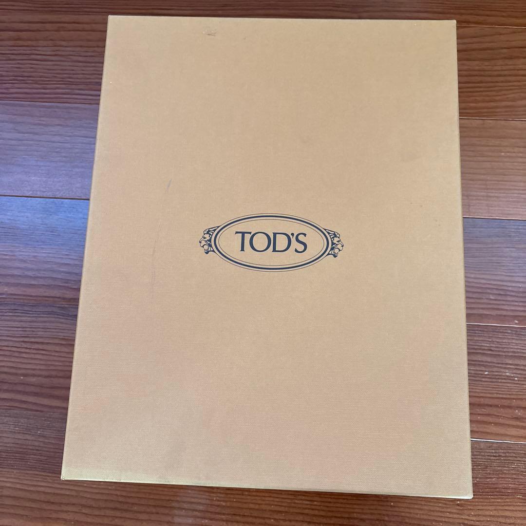 ほぼ未使用 トッズ ショートブーツ グレー スエード38