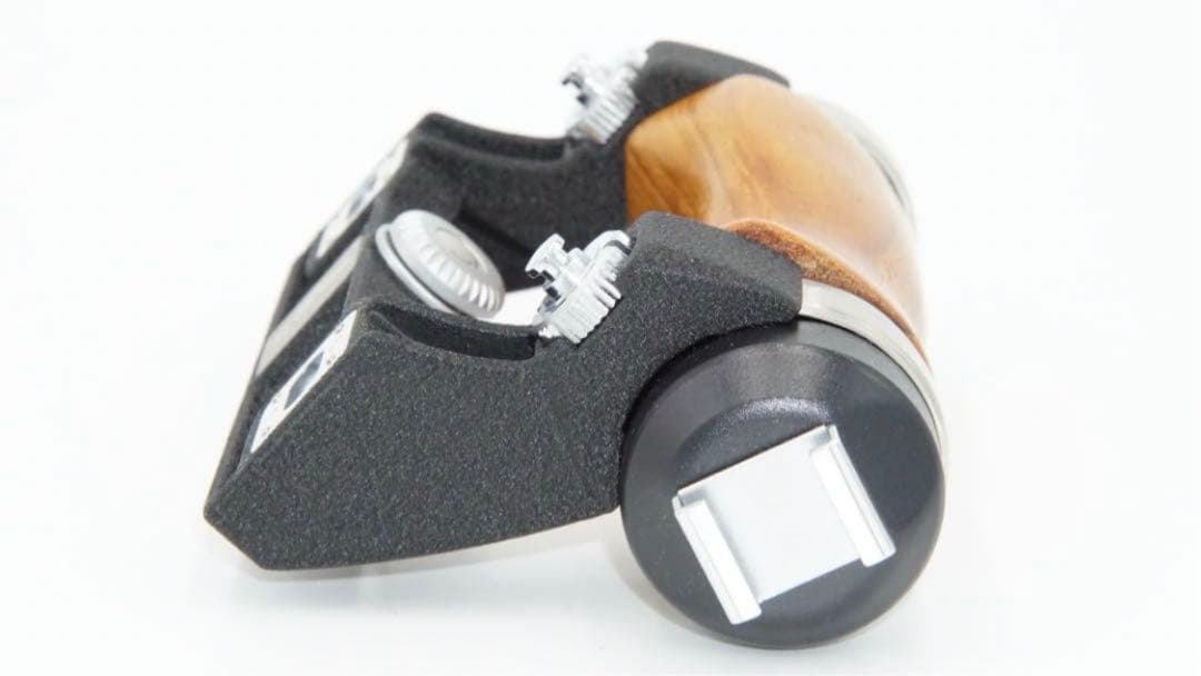 ペンタックス　PENTAX67 PENTAX6×7 ウッドグリップ　①