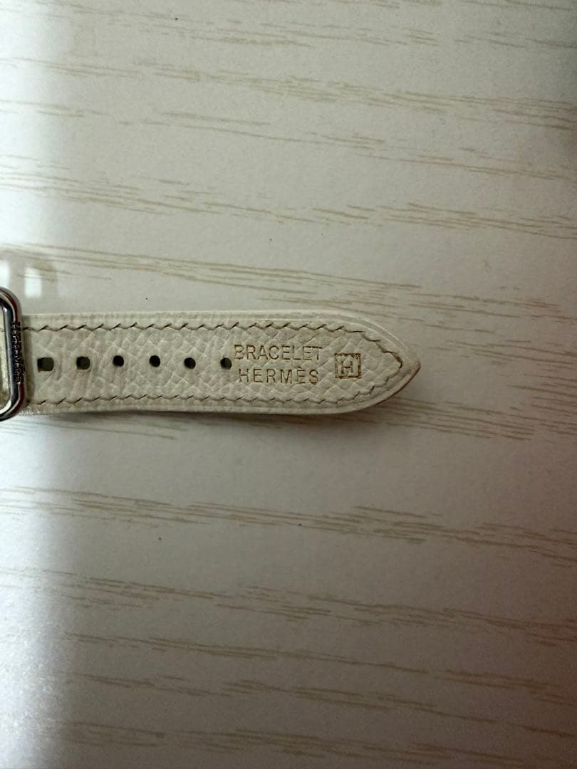 HERMES ウォッチ レディース 12P ダイヤ ホワイトシェル クォーツ