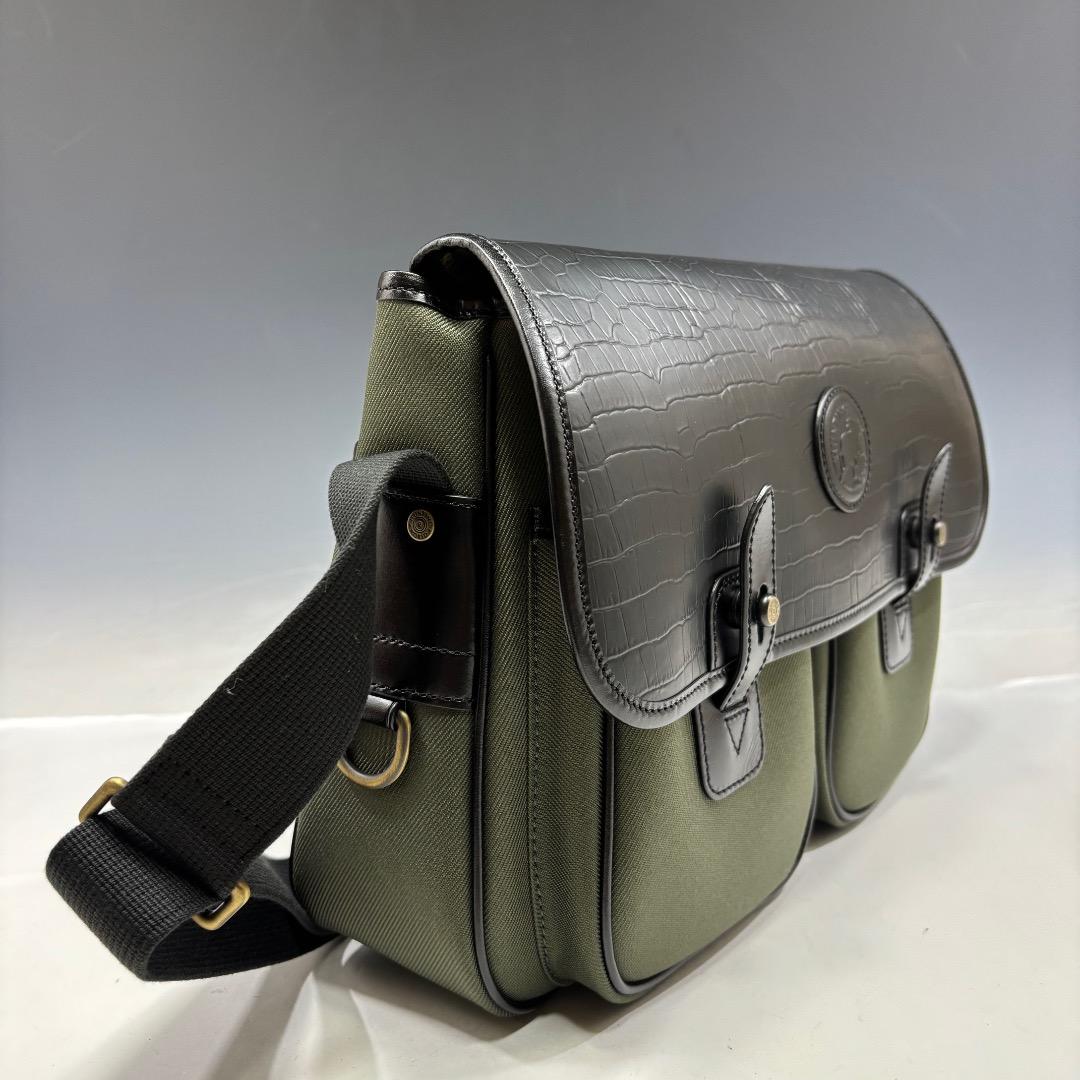 未使用【ハンティングワールド本物】ショルダーバッグ/ブラック×オリーブ/斜めがけ