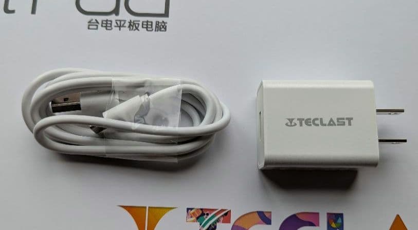 TECLAST P50AI 11インチ タブレットと新品ケース