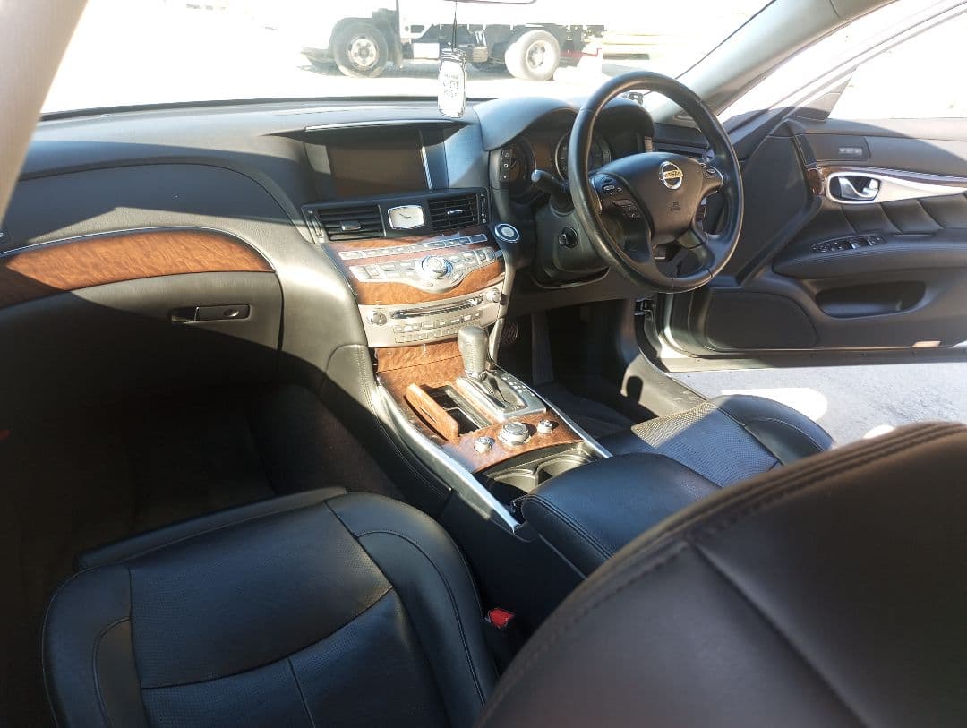 熊本の方&引き取り可能な方限定　日産　フーガ　Y51 　美車　多少価格交渉可