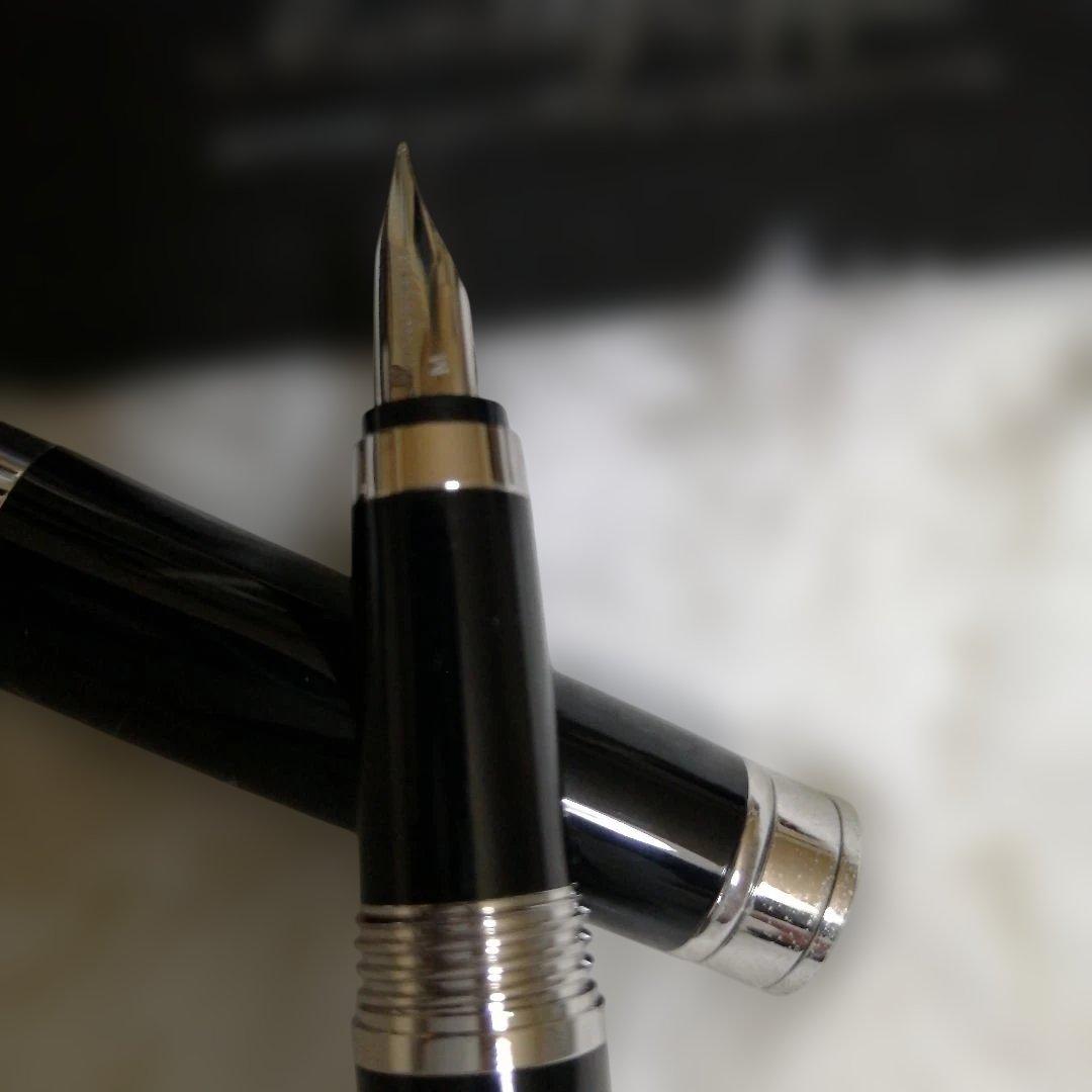 モンブラン万年筆 黒