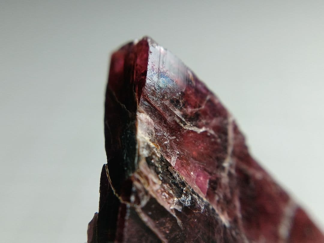 国産鉱物　パイロクスマンガン石　3cm　原石　Pyroxmangite　鉱物標本