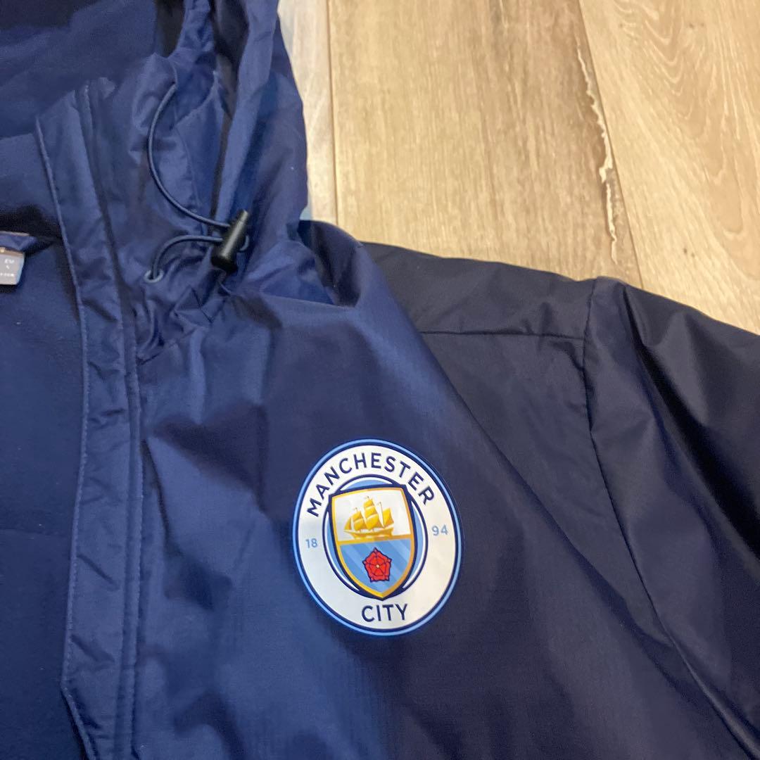 マンチェスター・シティ　ダウンジャケット puma ユニフォーム　ジャケット