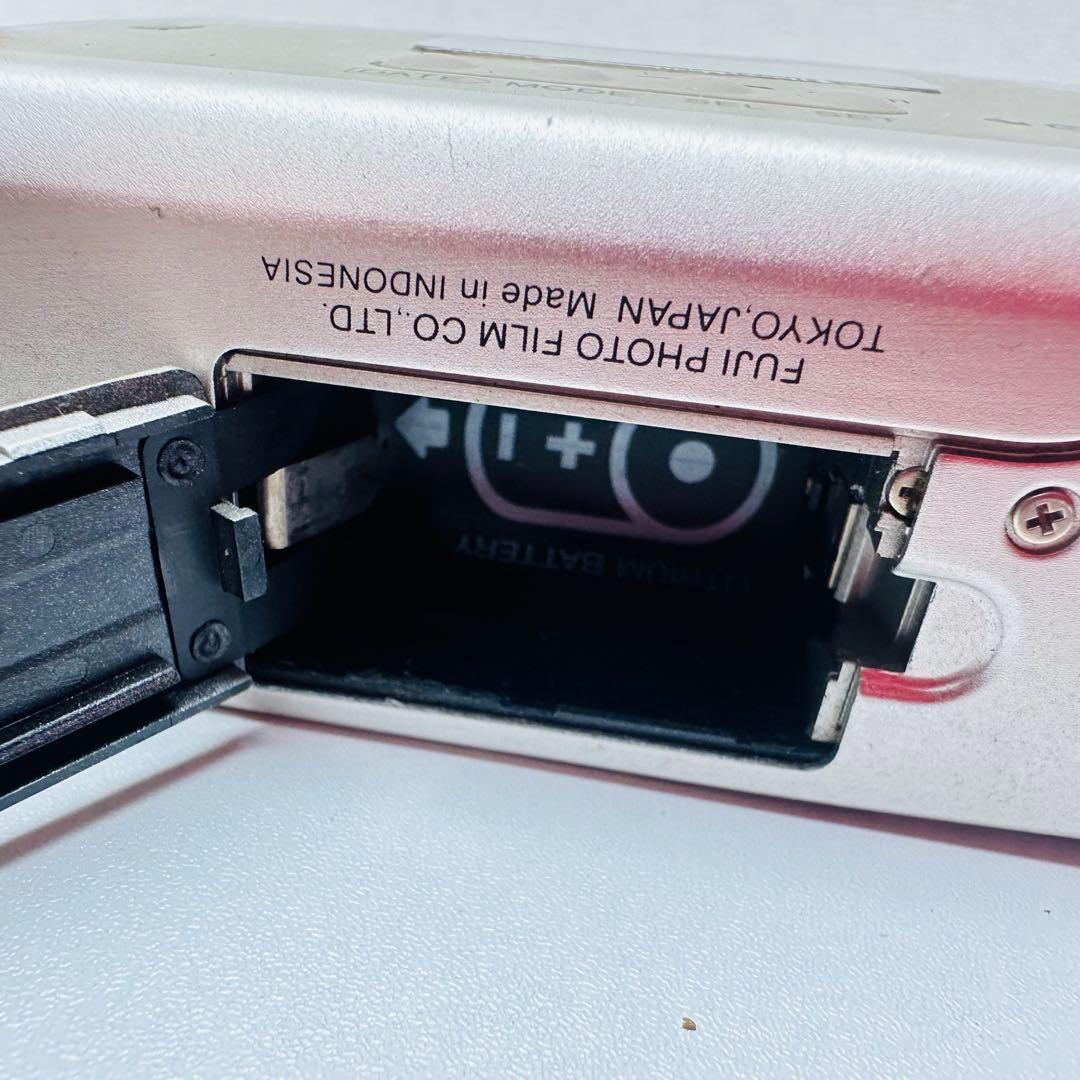 FUJIFILM フィルムカメラ　TIARA II