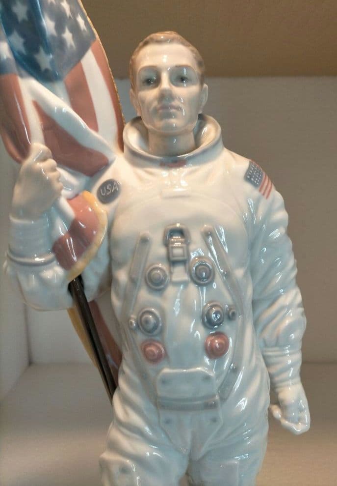 リヤドロ lladro アポロ 宇宙飛行士 バズ オルドリン