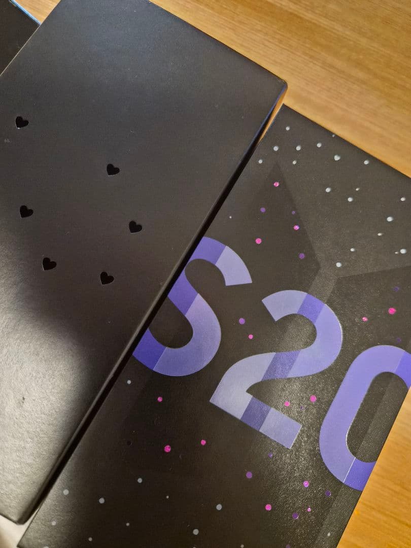 スマートフォン本体 Samsung Galaxy S20+ 5G BTSedition