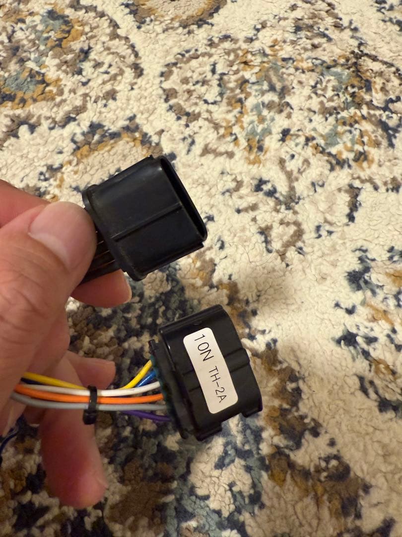 PIVOT スロットルコントローラ　ハイゼットカーゴs331v スロコン　訳あり