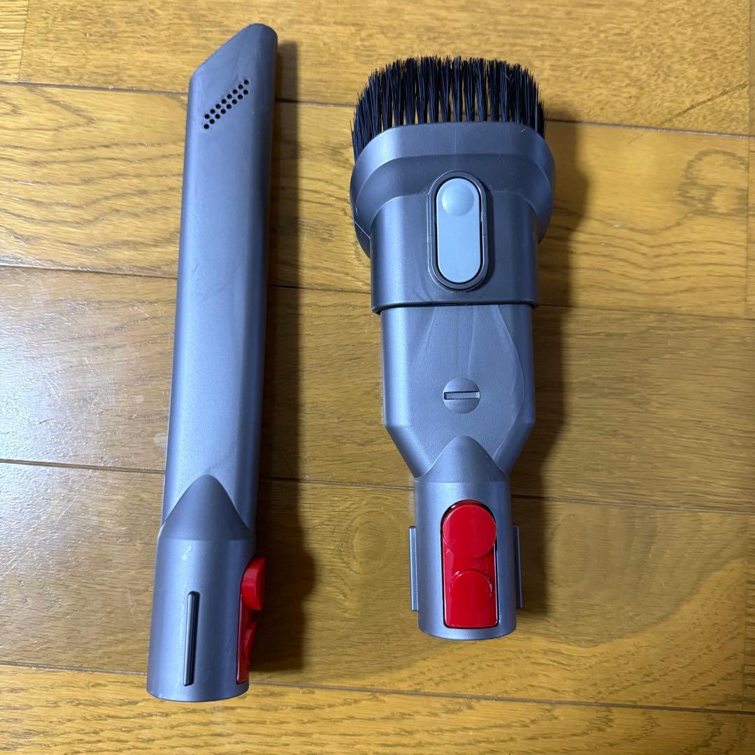dyson v7 slim 掃除機 コードレスクリーナー　中古　美品　作動良好