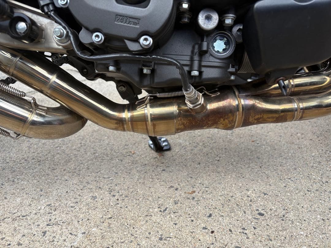 勝手にBlack Friday！ヤマハXSR900 LCIマフラー チタン