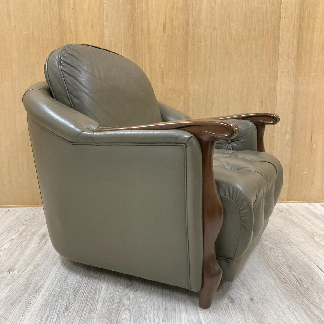 【マルニ】ベルサイユ　本革　アームチェア 1人掛けソファ　シングルソファ　B