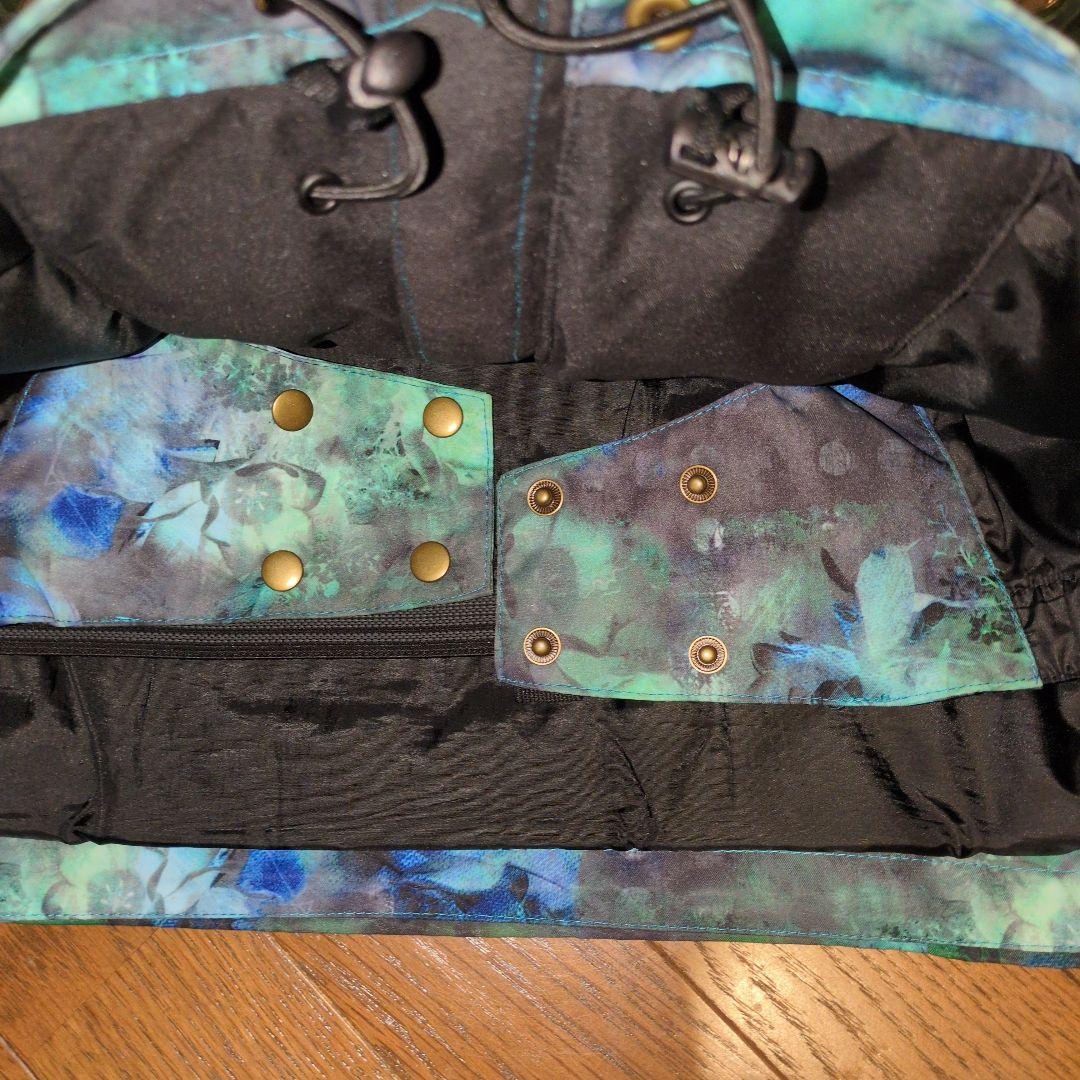 【美品】ROXY　スノボウェア　上下セット　総柄　花柄　ブラック　Ｓ