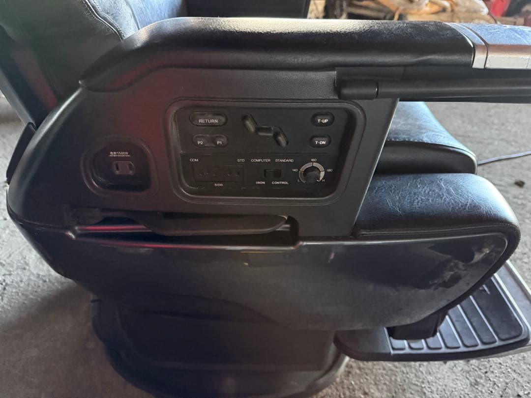 タカラベルモント　電動シャンプーチェア