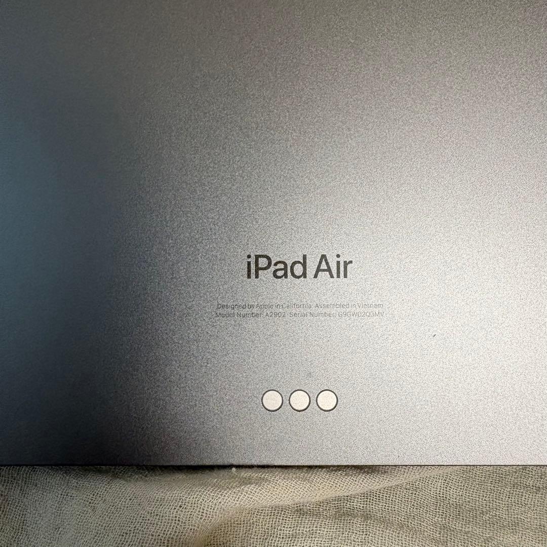 【美品】iPad Air 第6世代 Wi-Fi 128GB スペースグレイ