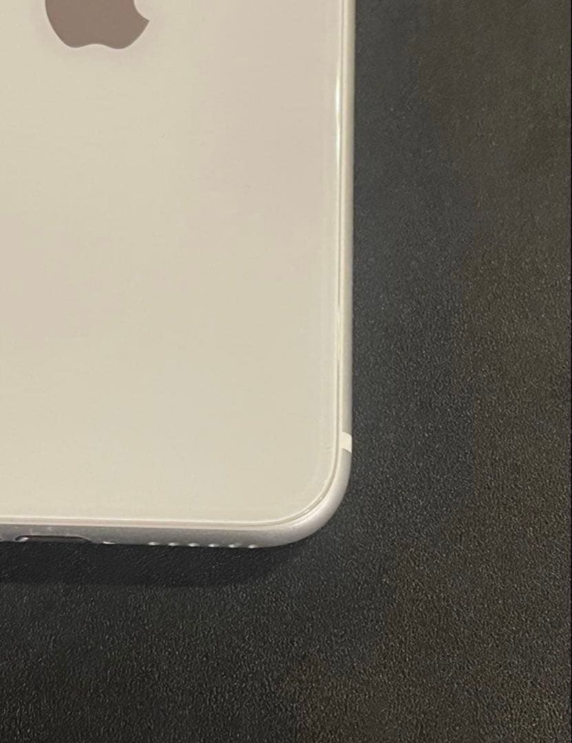 【ハル】iPhone SE (第2世代) ホワイト 64GB