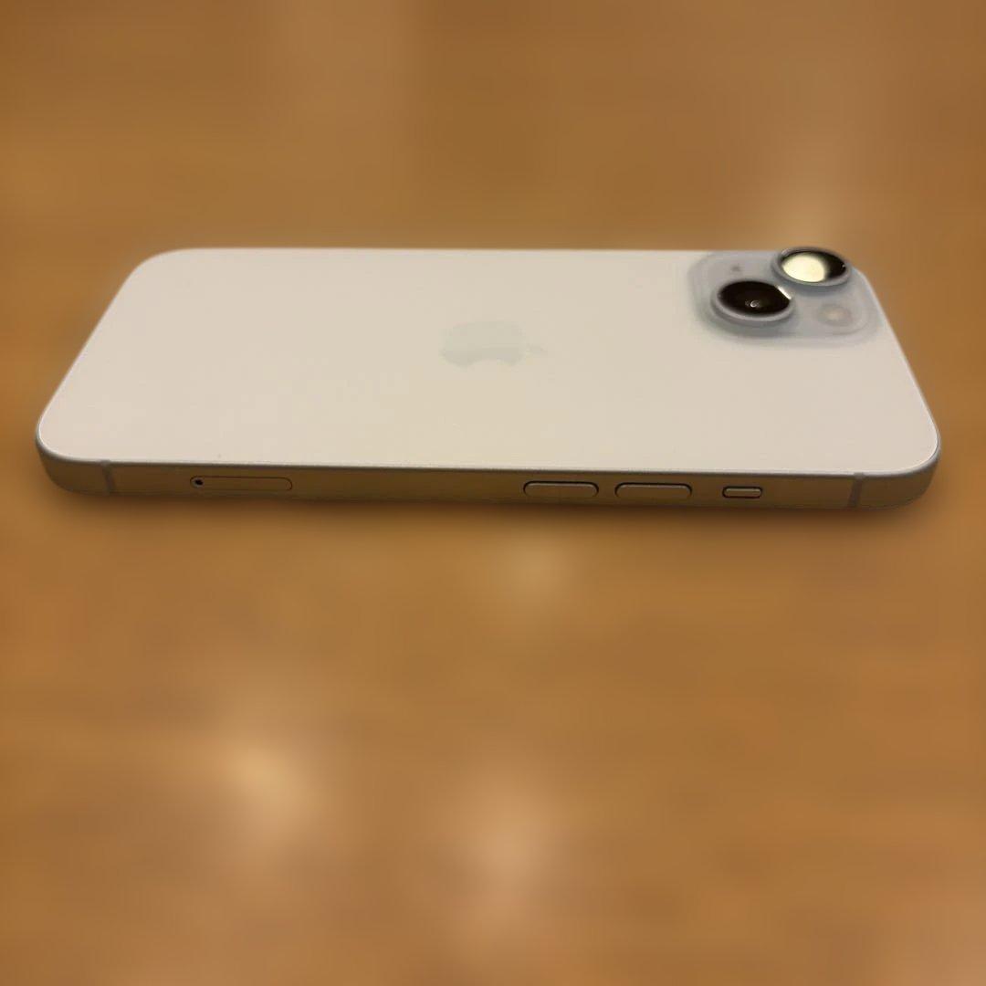 iPhone 15 128GBブルー 本体 ケーブル・フィルム・ケース付き！