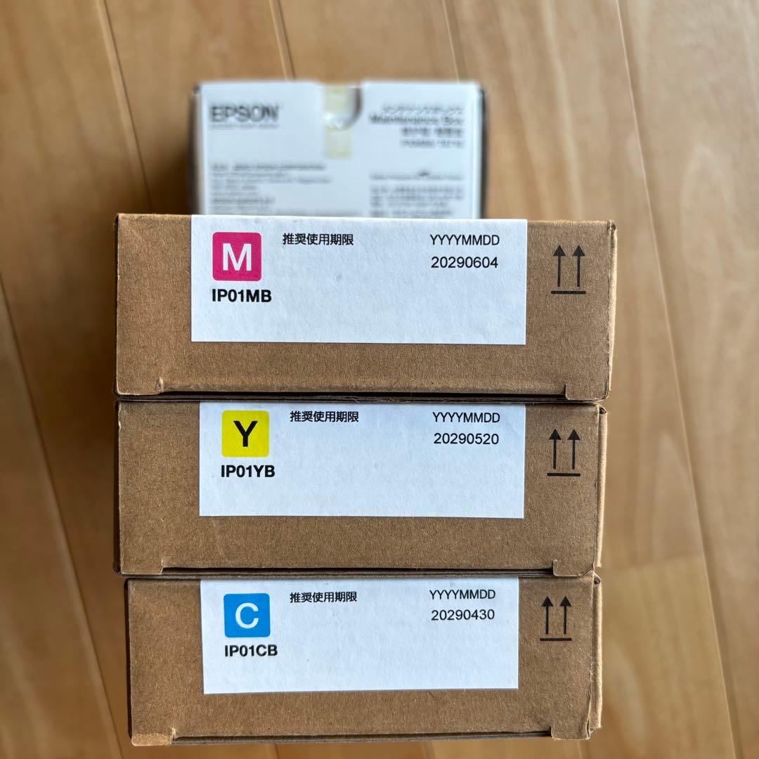EPSON インクカートリッジ 3色、メンテナンスボックス