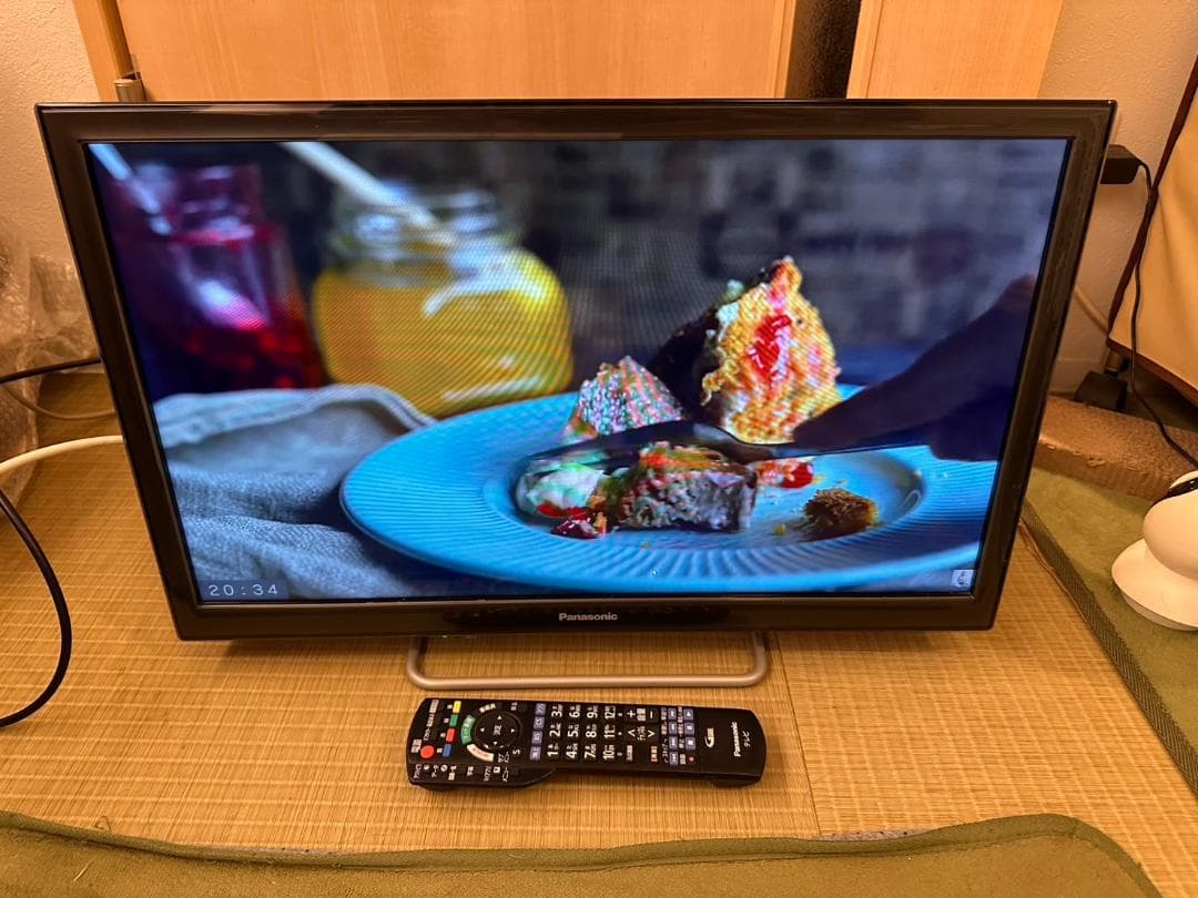 スマートテレビ！パナソニック　24型　TH-24ES500　19年製　超美品！