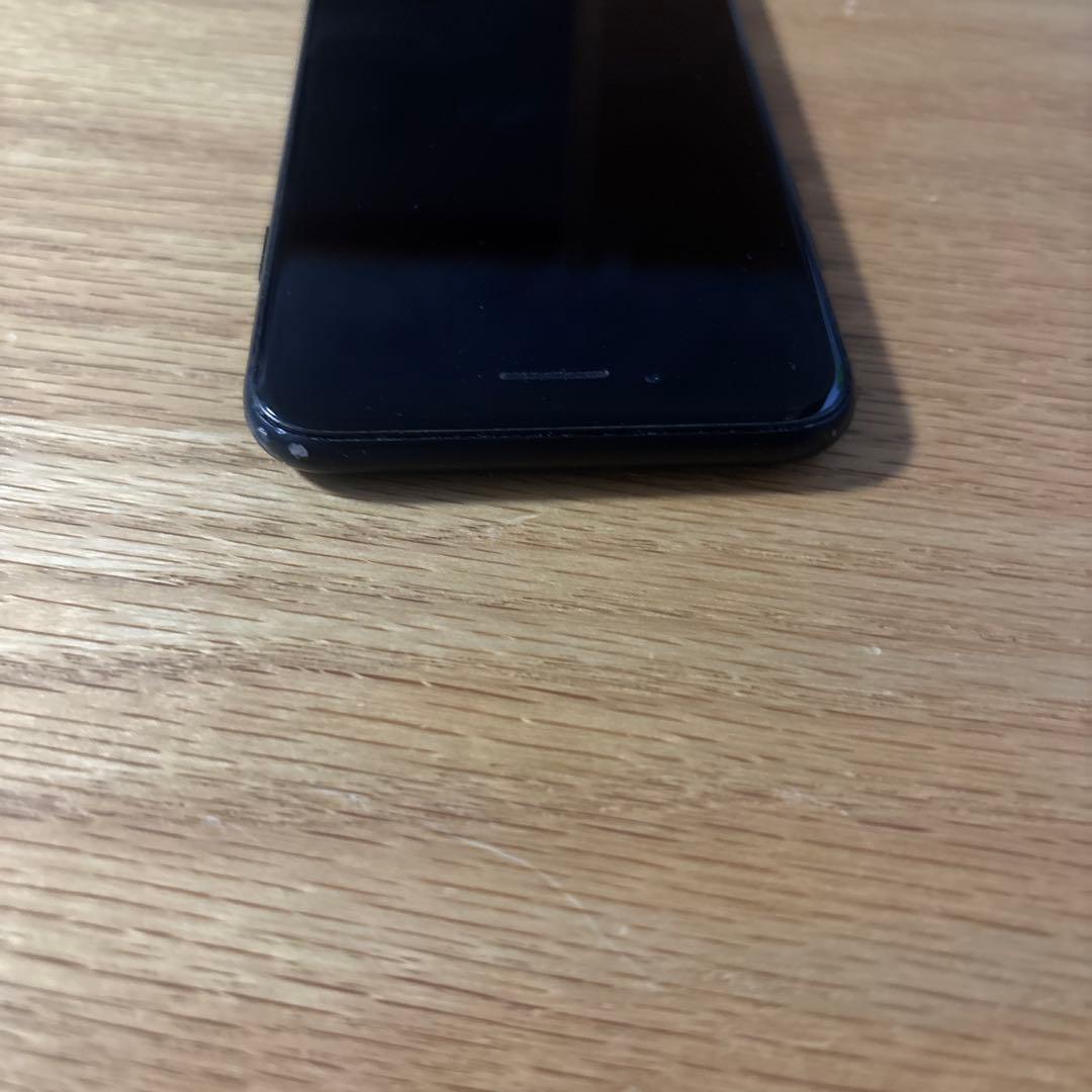 【即日発送可】Apple iPhoneSE 第二世代　ブラック　本体