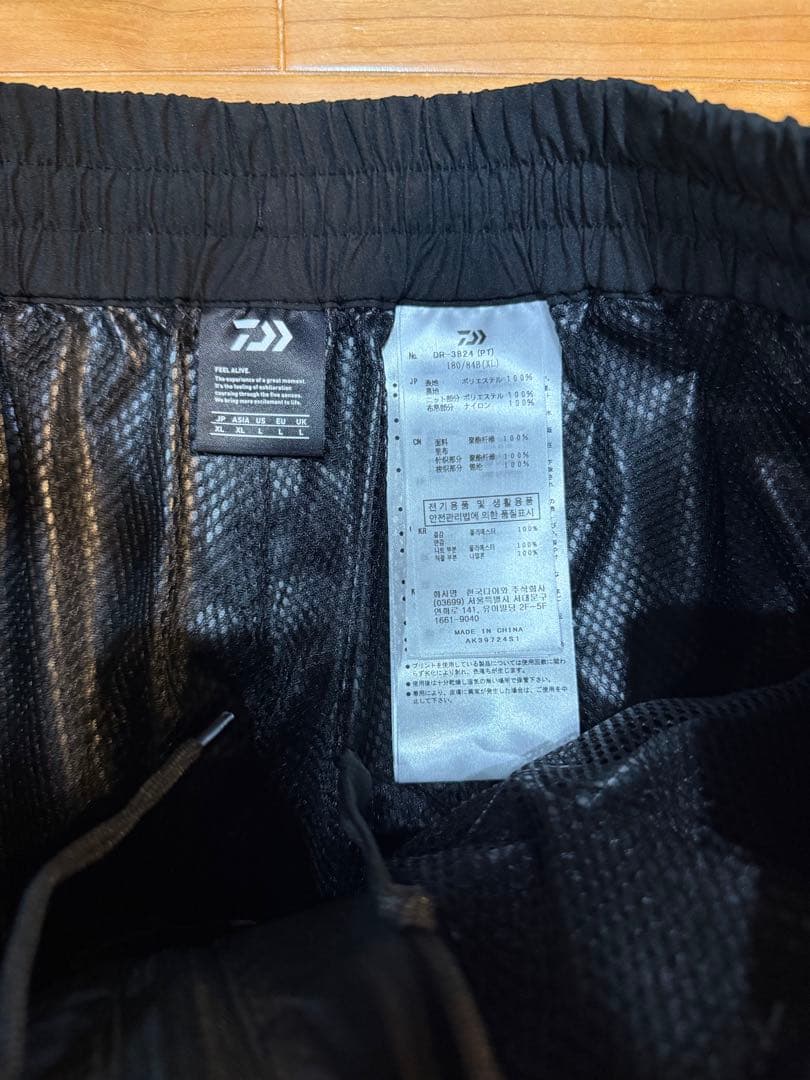 新品同様　ダイワ　Daiwa フィッシングパンツ ブラック　XL
