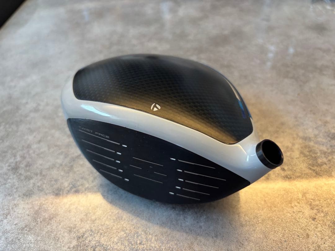 SIM2 9.0 ヘッドカバー付