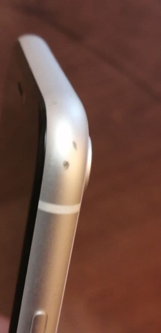 （中古）Apple iPhone XR ホワイト 本体のみ