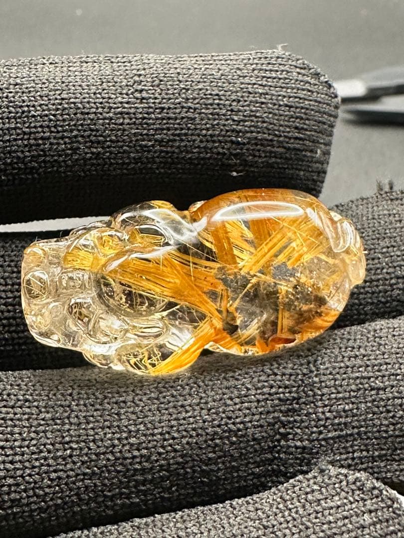 ルチルクォーツ貔貅（オレンジ）貴重です！