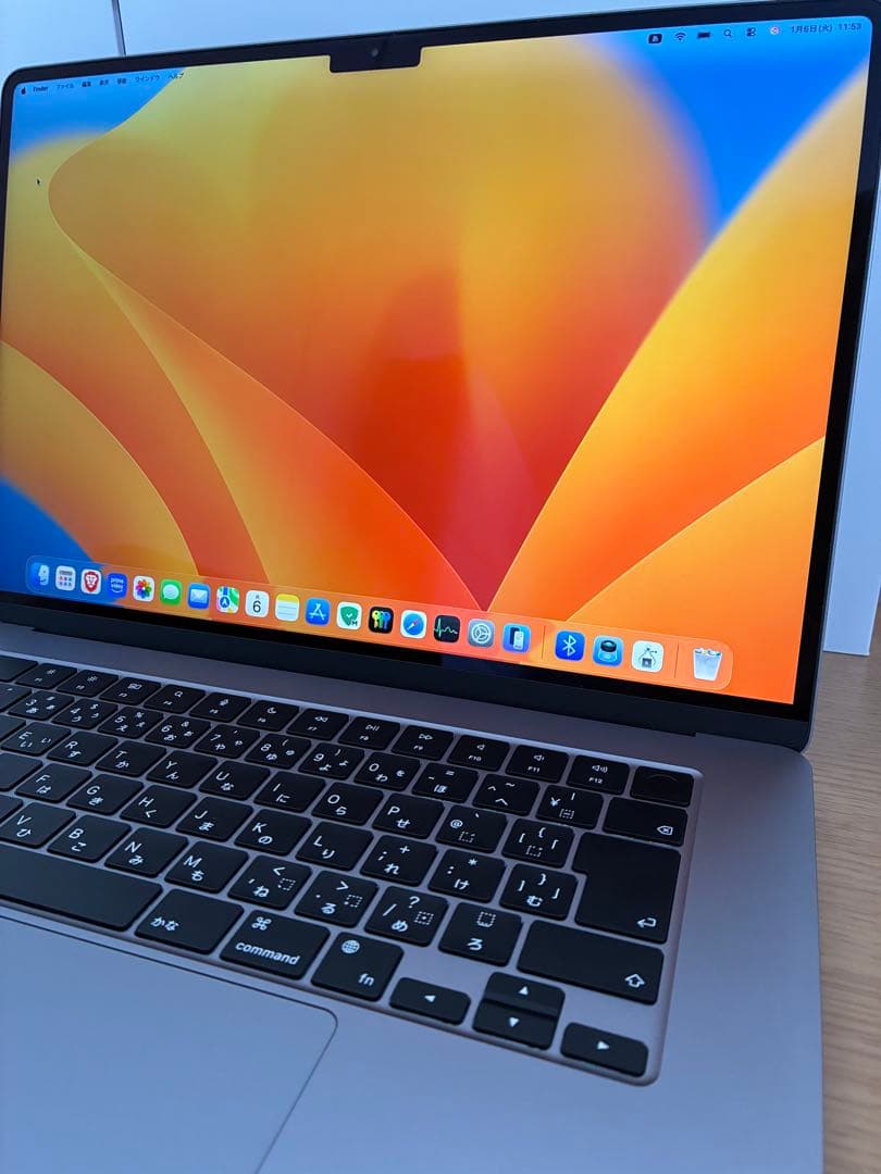 MacBook Air M2 (2023) 15インチ SSD512GB 本体
