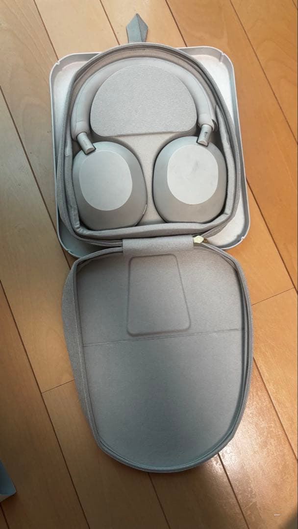 【即決可能】WH-1000XM5 グレー