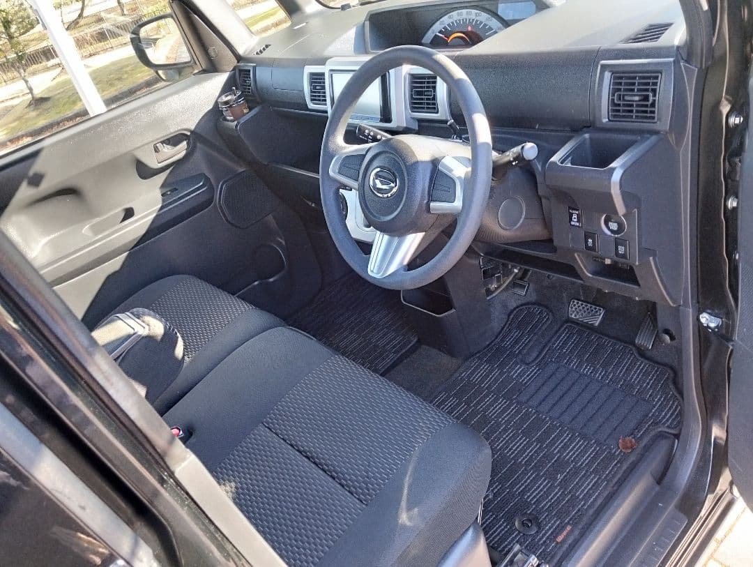 人気の黒ウェイク　車検8年2月27日　充実装備　室内広々　激安