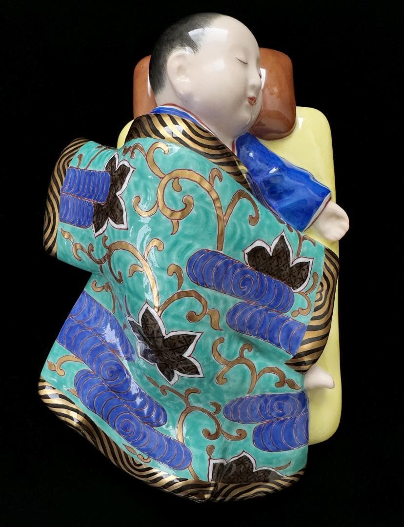 ヘレンド 眠る子ども スリーピングボーイ シノワズリ フィギュリン