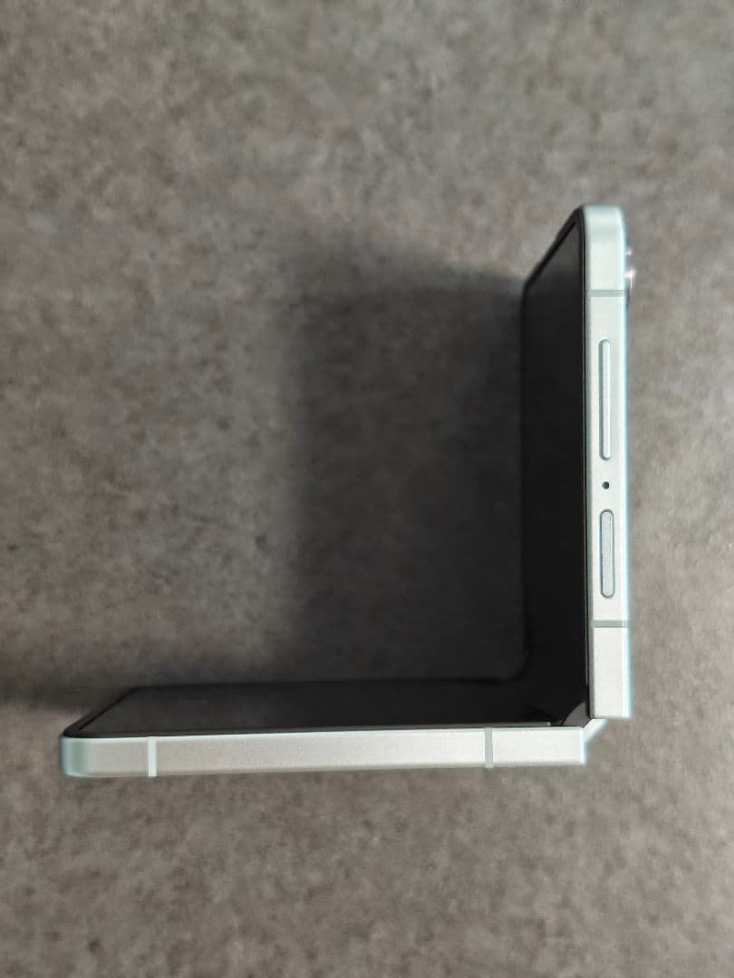 Samsung Galaxy Z Flip 7 SIMフリー