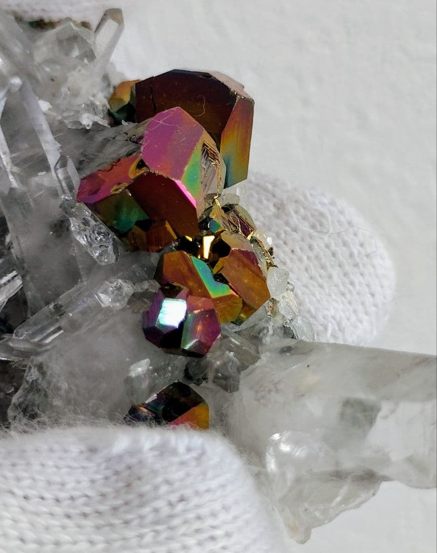 h*g様 【コレクター向】レインボーパイライト 水晶クラスター 共生 インドネシ