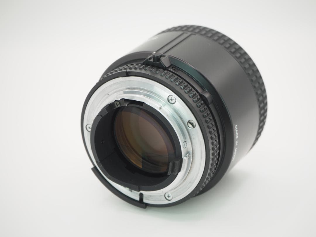 ニコン Nikon AF NIKKOR 85mm 1:1.8 カメラレンズ