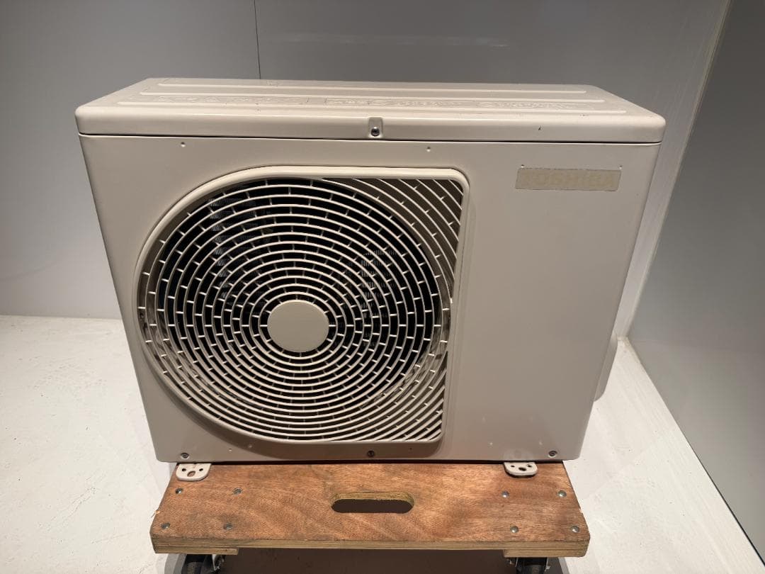 190　TOSHIBA　2020年製エアコン　6～8畳用　整備済み