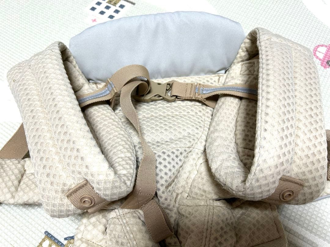 【美品】ergobaby エルゴベビー omni breeze サンドベージュ