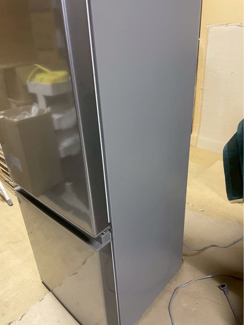 シルバー冷蔵庫 上部冷凍室 3段棚