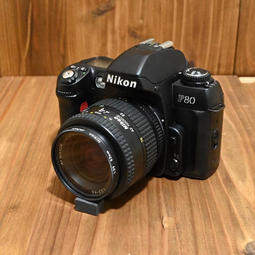 【新生活応援値下げ！】Nikon F80D＋標準レンズ+ストラップ新品