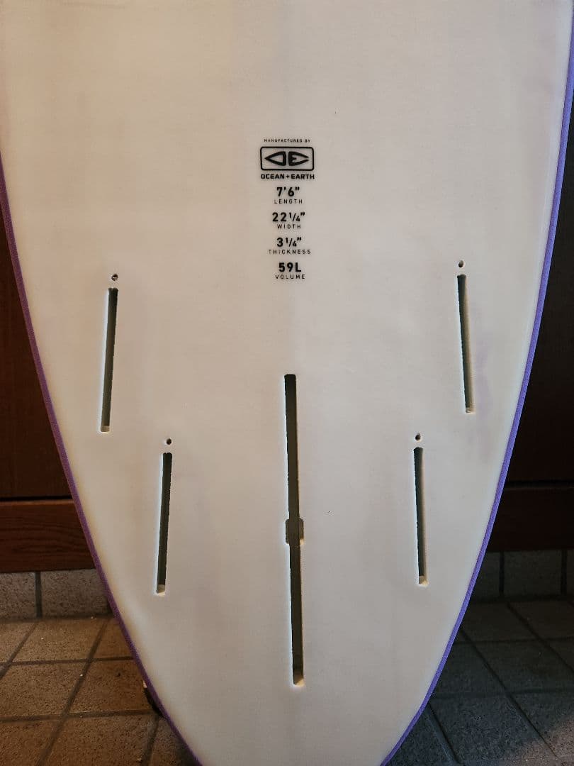 OCEAN & EARTH 7.6ミッドレングス ソフトボード
