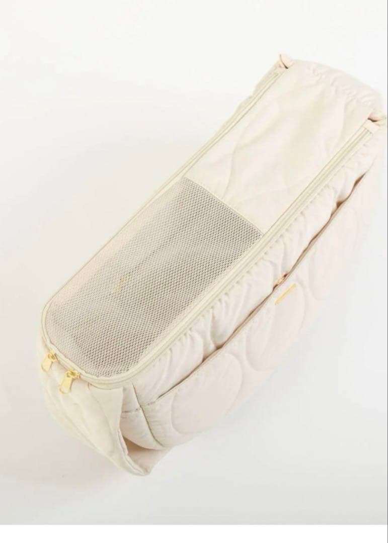 ちーころ　ベージュ キルティングキャリーバッグ